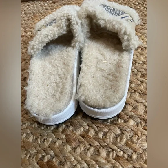 Golden Goose Poolstar Shearling Slides - NEW - Picture 4 of 11